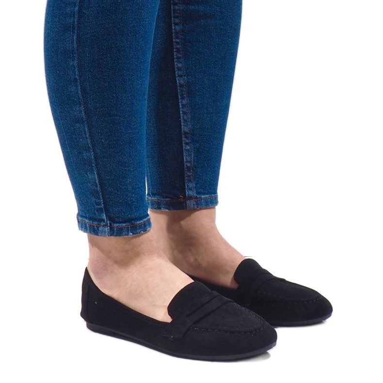 Czarne mokasyny balerinki z eko-zamszu B2030 1