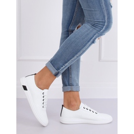 Tenisówki sznurowane biało-czarne BB77 Black białe 2