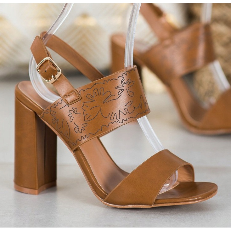 Small Swan Sandałki Ze Wzorem brązowe 1