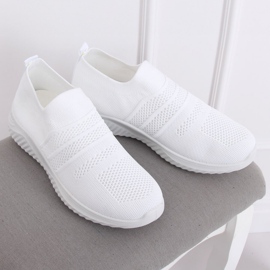Buty sportowe białe NB331P White 2