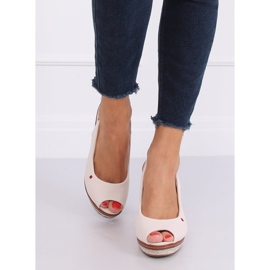 Sandałki na koturnie beżowe R132P Beige beżowy 1
