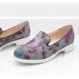 Klasyczne czarne jazzówki w kwiatki ZQ630-1 wielokolorowe 1