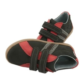 Buty chłopięce na rzepy Mazurek 1235 czarne czerwone 6