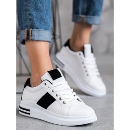 Weide Buty Sportowe Z Czarnymi Wstawkami białe czarne 2