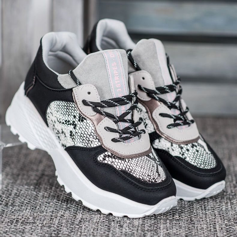 Stylowe Sneakersy MCKEYLOR czarne 1