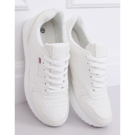Buty sportowe damskie białe BK938 White 1