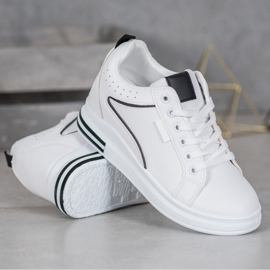 SHELOVET Białe Obuwie Z Ukrytą Koturną 1