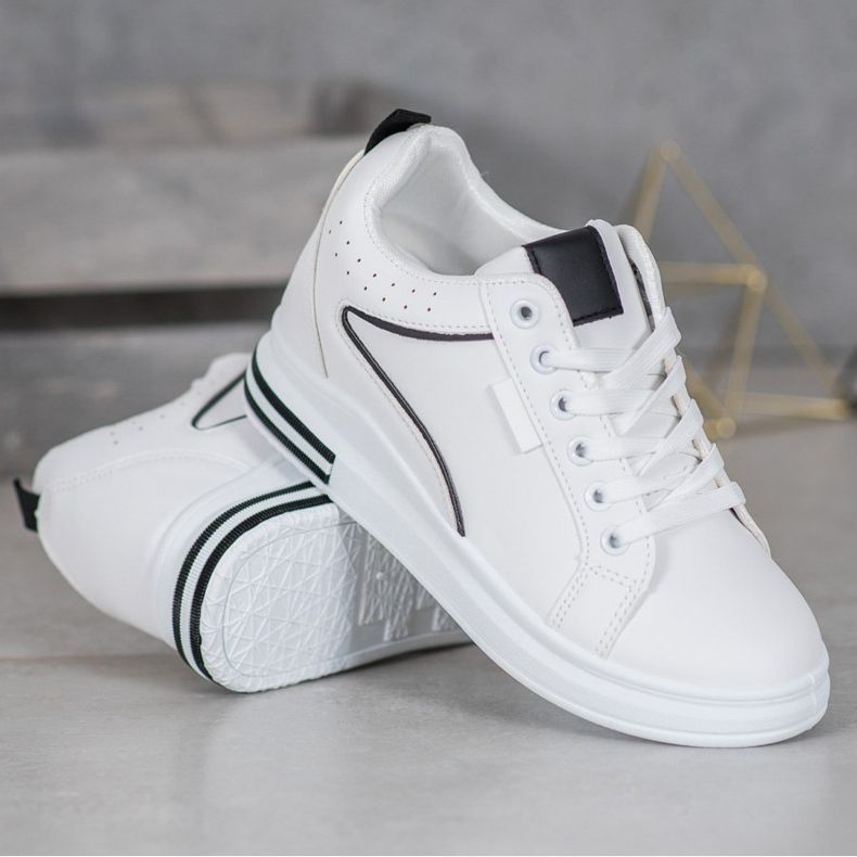 SHELOVET Białe Obuwie Z Ukrytą Koturną 1