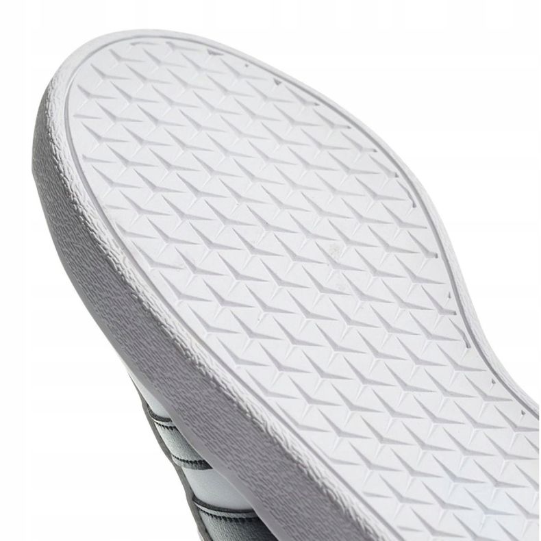 Buty adidas Vl Court 2.0 Jr DB1831 białe 1