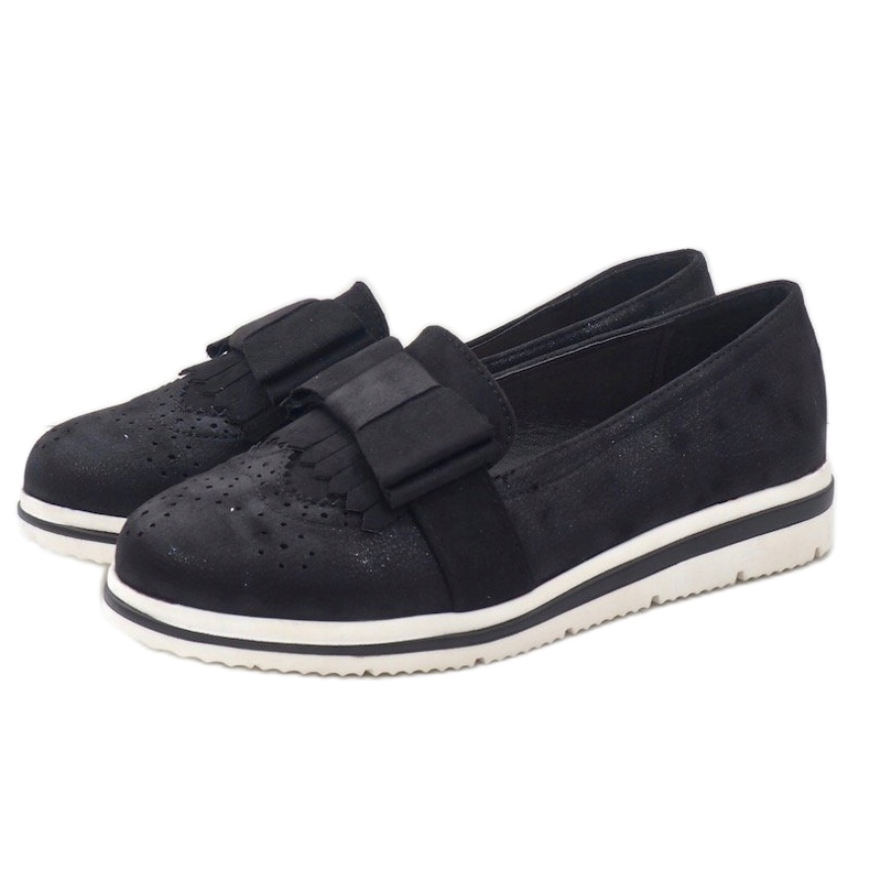 Czarne matowe półbuty na koturnie YT-8 2