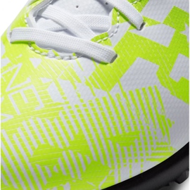 Buty piłkarskie Nike Mercurial Vapor 13 Club Njr Tf Jr CV9353 104 wielokolorowe białe 5