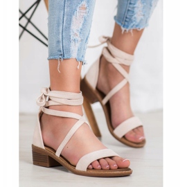 Wiązane Sandałki brązowe 1