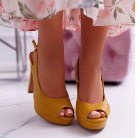 Moow Sandały Damskie Na Obcasie Platformie Żółte Lorajn 2