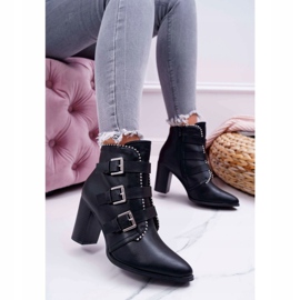 FJ1 Botki Damskie Na Słupku Klamry Czarne Finbas 1