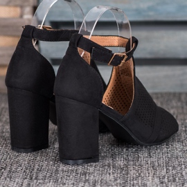 Small Swan Eleganckie Ażurowe Sandały czarne 1