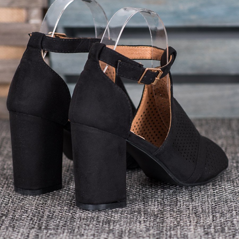 Small Swan Eleganckie Ażurowe Sandały czarne 1