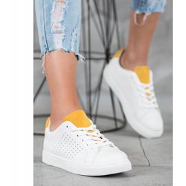 SHELOVET Białe Obuwie Z Zamszowymi Wstawkami 1