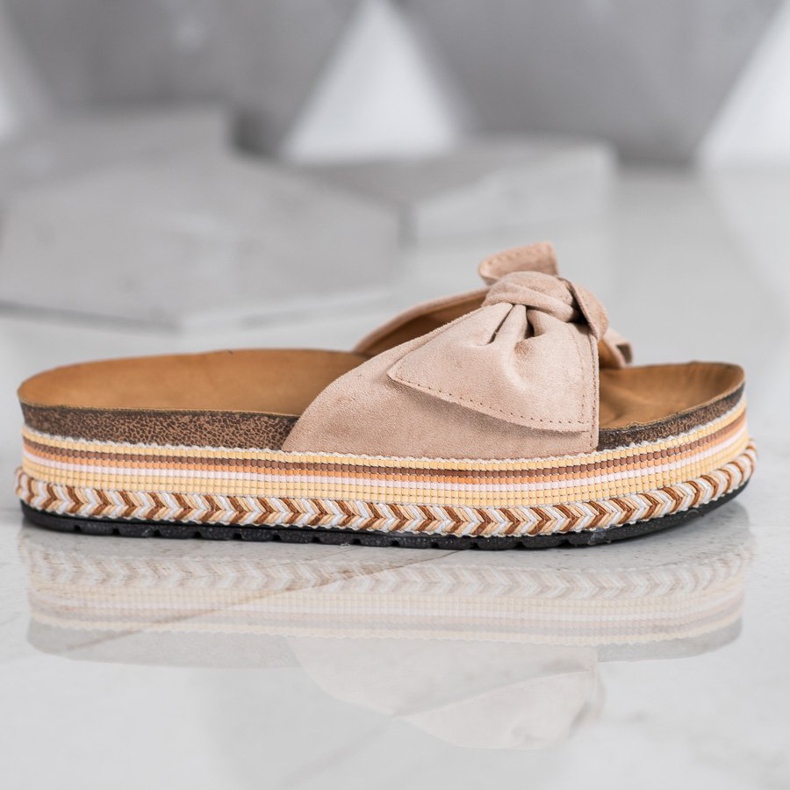 SHELOVET Modne Klapki Na Platformie brązowe 2