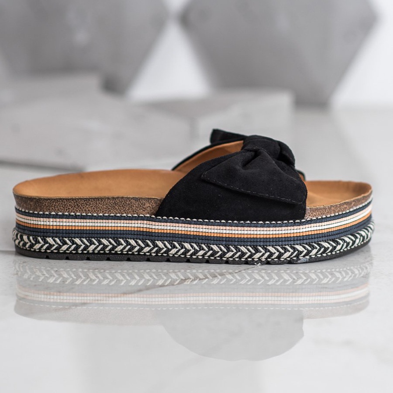 SHELOVET Modne Klapki Na Platformie czarne 2