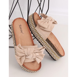 Klapki na wysokiej podeszwie beżowe CK137P Beige beżowy 1