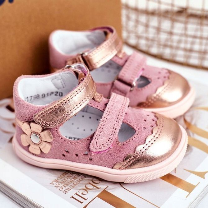 Bartek S.A. Dziecięce Sandałki Dla Dziewcząt Profilaktyczne Bartek T-81798-7/91P różowe 1