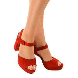 Czerwone sandały na słupku zamsz 77-102 1