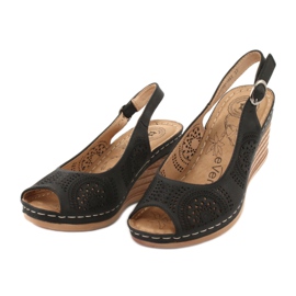 Evento Sandały komfortowe koturno 20SD98-1862 czarne 2