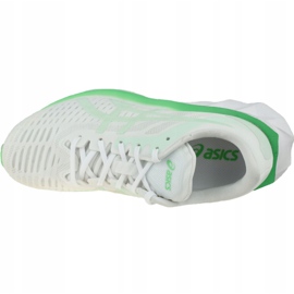 Buty Asics Novablast W 1012A661-100 białe szare 2