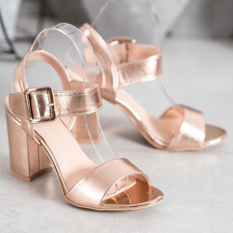 Small Swan Sandały Na Słupku Z Eko Skóry złoty 1