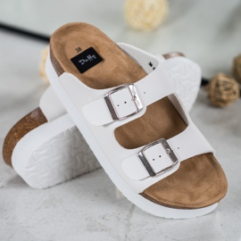 SHELOVET Białe Klapki Na Platformie 1