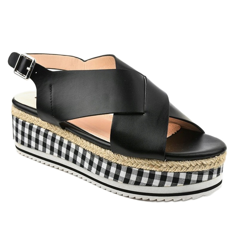 Czarne sandałki na platformie 1507-1 1