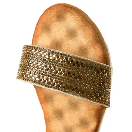 Złote sandały płaskie zdobione HT-69 złoty 4