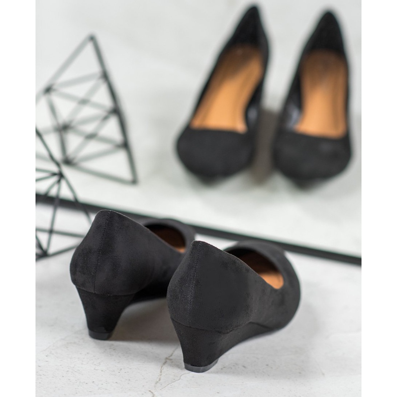 SHELOVET Czarne Czółenka Na Koturnie 1