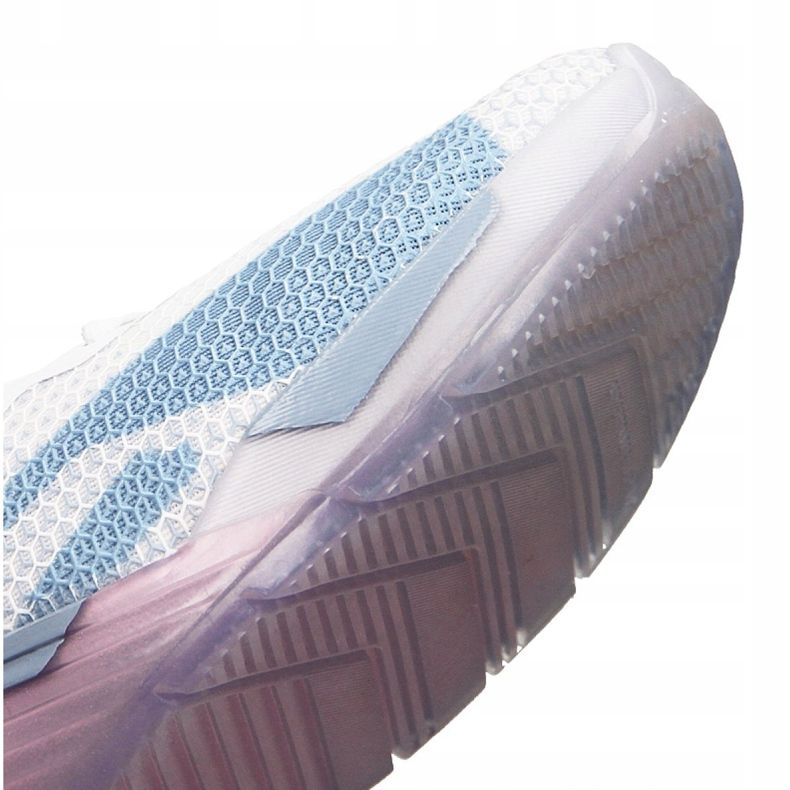 Buty Nike Metcon 5 Premium W CJ0818-146 białe czerwone 2