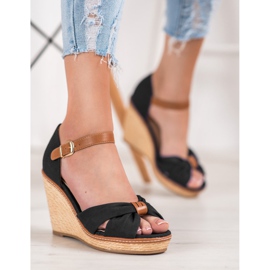 SHELOVET Sandałki Na Wysokiej Koturnie czarne 1