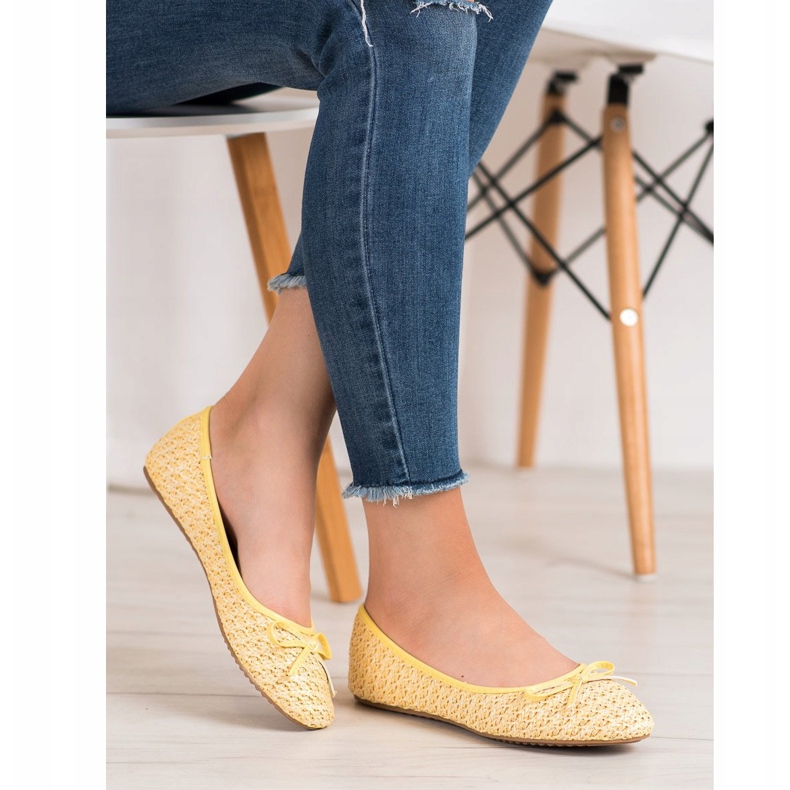 Small Swan Plecione Baleriny żółte 1