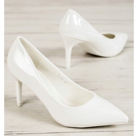 Small Swan Lakierowane Szpilki białe 1