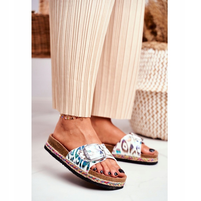 Klapki Damskie Big Star Metaliczny Wzór DD274127 białe 1