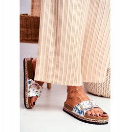 Klapki Damskie Big Star Metaliczny Wzór DD274127 białe 2