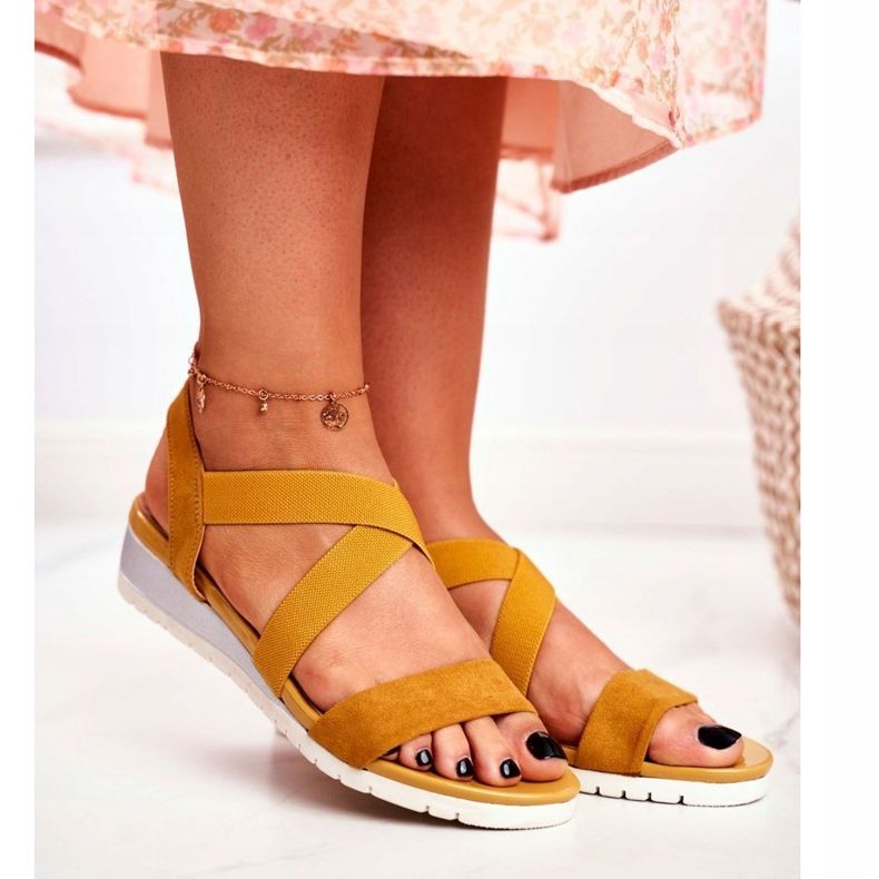 PS1 Sandałki Damskie Na Koturnie Żółte Wsuwane Harper 1