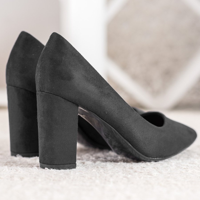 Small Swan Czarne Czółenka Na Słupku 1