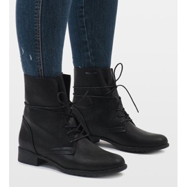 Czarne botki sznurowane 16006-58 1