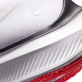 Buty biegowe Nike Zoom Gravity 2 M CK2571-100 białe 1