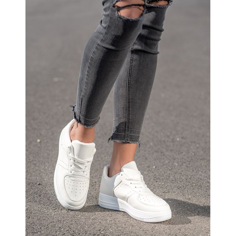 SHELOVET Sneakersy Na Platformie białe 1