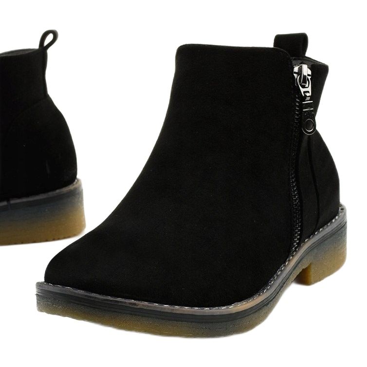 Czarne płaskie botki sztyblety ocieplane Amar 1