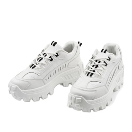 Białe modne obuwie sportowe Pereipheme 2