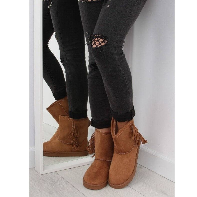 Emusy z frędzlami F382 Camel brązowe 2