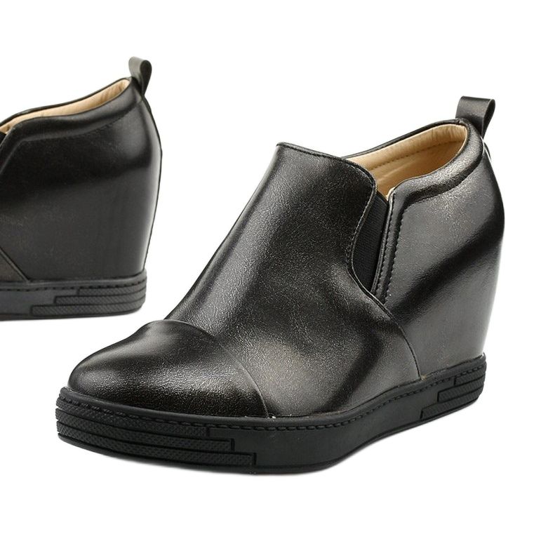 Czarne botki na koturnie TL-12 1