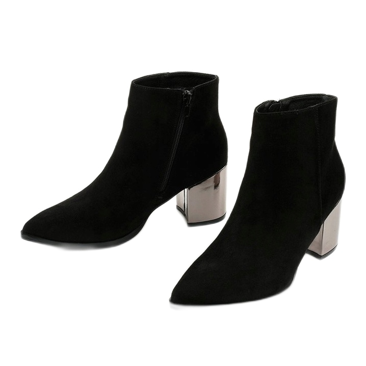 BM Czarne botki na słupku z eko-zamszu Astihusa 2