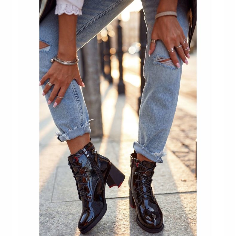 S.Barski Damskie Botki Na Słupku Lakierowane Czarne Do It Better 2